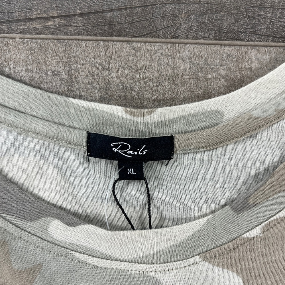 NEW Rails Edie Tie Waist T-Shirt Dress Camo - Picture 9 of 9